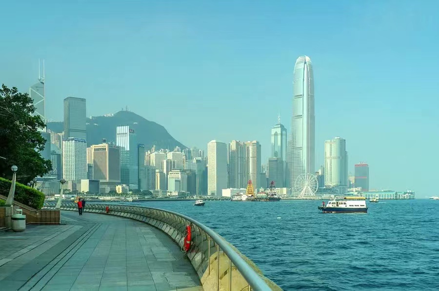 香港移民优才计划的申请条件和优势是什么？