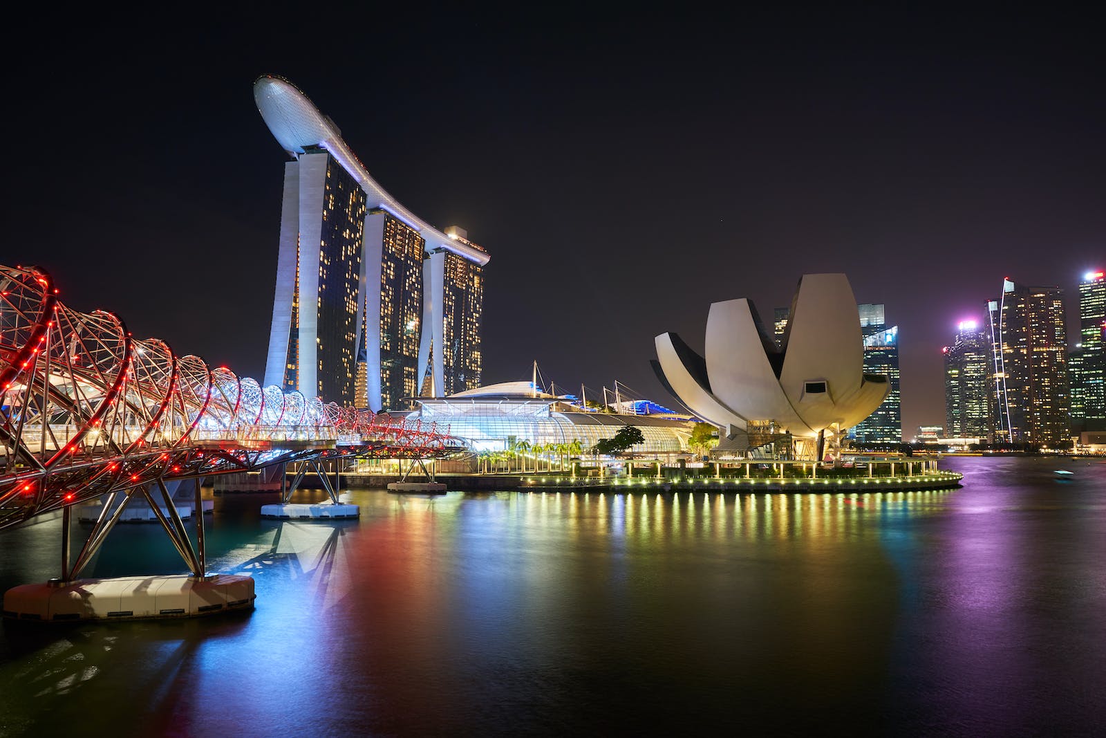 新加坡移民申请永居被拒后申诉信应该怎么写?