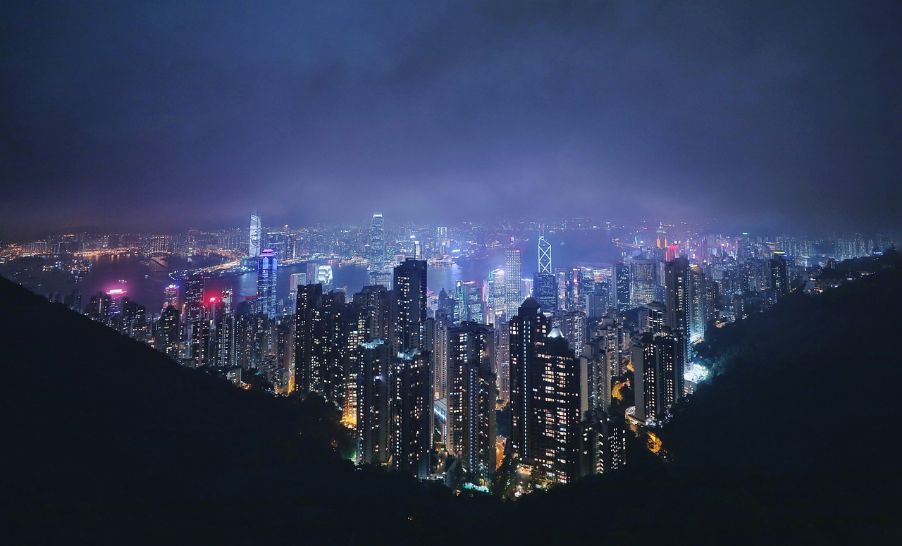 4种香港移居方法的优缺点有哪些，我该申请哪一个？