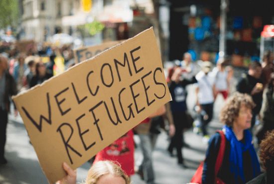 纷纷到澳洲来做难民?澳洲难民签引争议